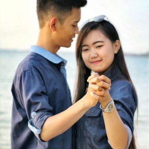 Desy Fajarina profile icon