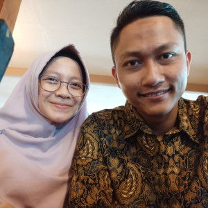 Lita Kumala Sari profile icon