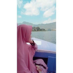 Dewi Fittri profile icon