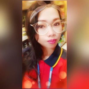 Riza Amparo profile icon