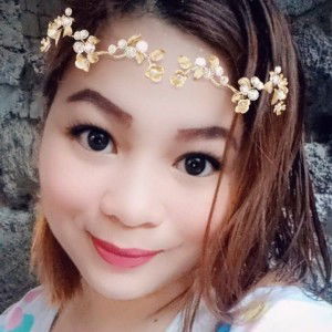 Crizelle De Robles Macalatan profile icon