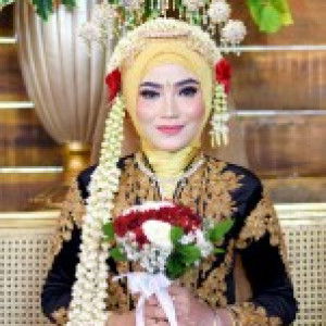 aprilia ningrum profile icon