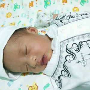 fitri nur F profile icon