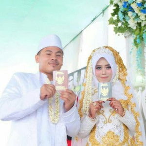 Maylia Santi profile icon