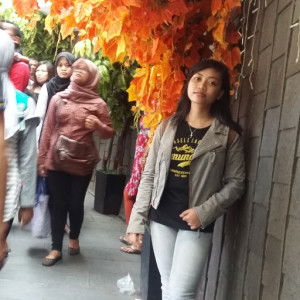 Christia Widihastuti profile icon