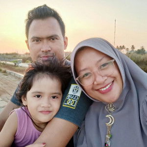 Annisa maharani Hidayat profile icon