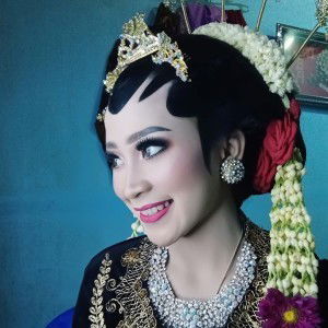 Puji Lestari Handayani profile icon