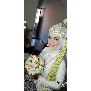 Pipit Berlian profile icon