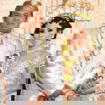 Tania Novitasari profile icon