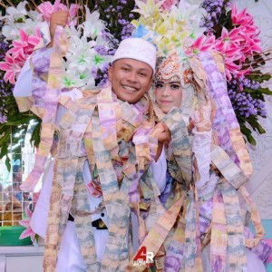 Rina Tiara profile icon