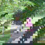 Farah Azmi profile icon