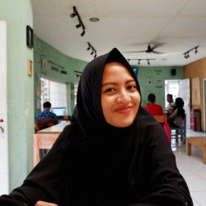 mutia indah nurwahidah profile icon