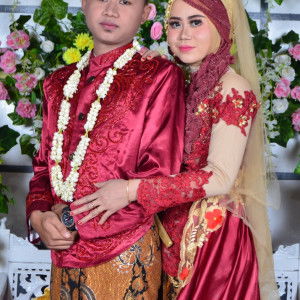 LILIS DEWI profile icon