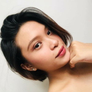 Almira Lacopia profile icon