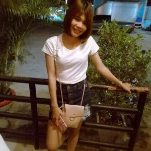 ่ลูกแม่เล็กกับพ่ออ๊อฟ profile icon