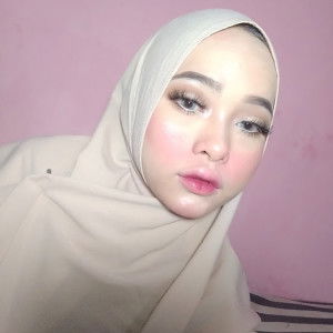 Dina apriana profile icon