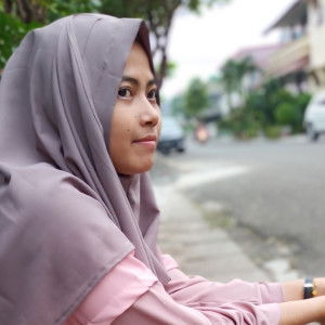 Novia Ratnawati profile icon