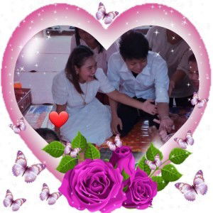 สโนว์เจ้ากินแอปเปิ้ลอาบยาพิษ มีก๊อตทั้งเจ็ดค่อยช่วยเหลือ ต่อมาเจ้าชายเเบคได้มาช่วยไว้ profile icon