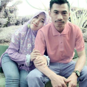 Tri Wahyuni profile icon