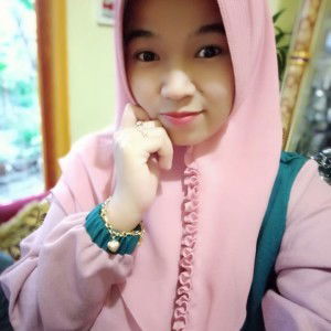 Yuli Julianti profile icon