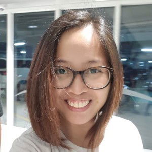 Lori Bee profile icon