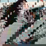 Amira Ilyas profile icon