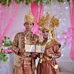 Desti Novita Sarii profile icon