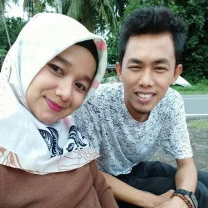 Risni / idri profile icon