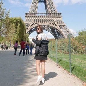 Kate Bernal Dee profile icon