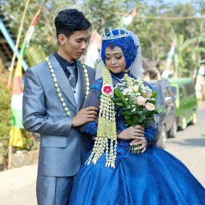 Oshima Tania Sari profile icon