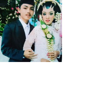 Unik Setiani profile icon