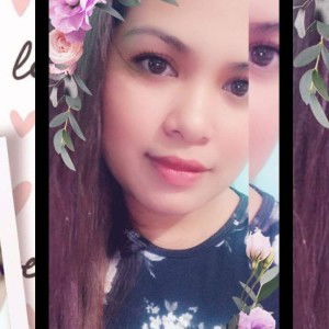 Lizza Mae Velarde profile icon