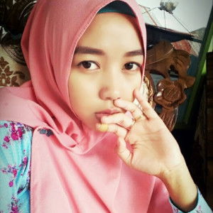 Dwi Kurnia Sari profile icon