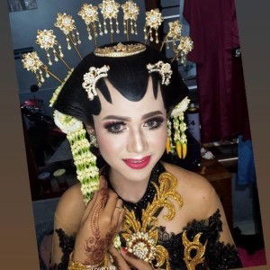 Pamela Devina Romali profile icon