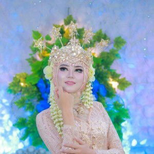 Iis Riskha Dewi profile icon