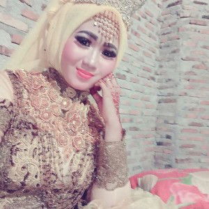 Dessy Geliess profile icon