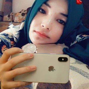 Lya Nutika profile icon