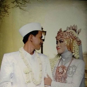 Intan Permatasari profile icon