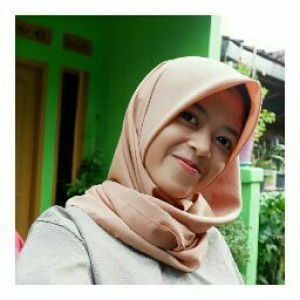 Suci Aryanti profile icon