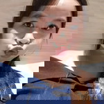 Indri Dwi lestari profile icon