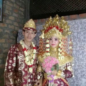 Helda Fitri Yanti profile icon