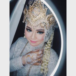 Ayuning Tias profile icon