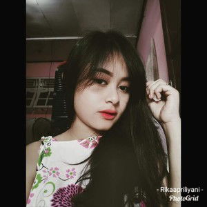 Rika Apriliyani profile icon