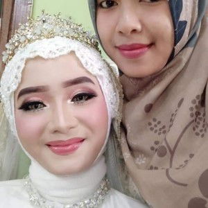 Qurrotul A'yun profile icon