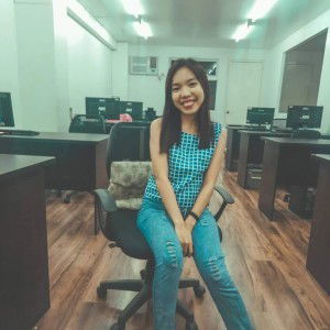 Mara Lozano-Calderon profile icon