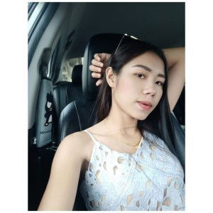 AewAew Pharita profile icon