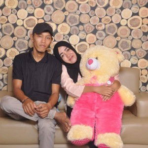 Dewi Wulandari profile icon