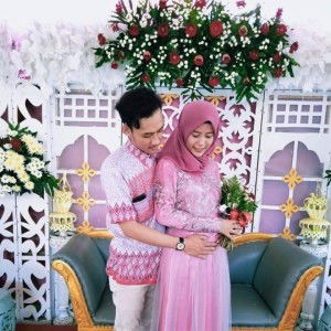 Penthett Momonon Famz profile icon