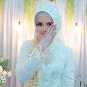 Andini Widanti profile icon