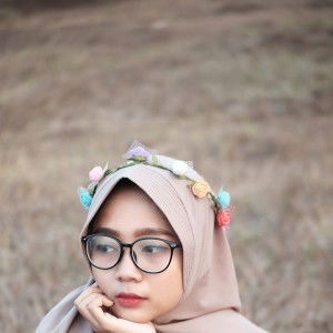 Mikala Mutiasari profile icon